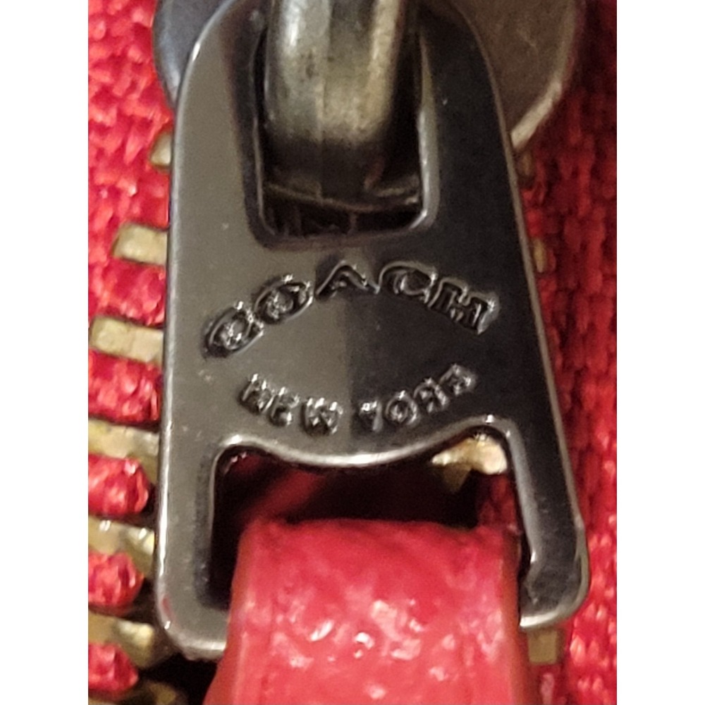 Coach Crossgrain Leather Double Zip Travel Wallet In Red New - Picture 10 of 15